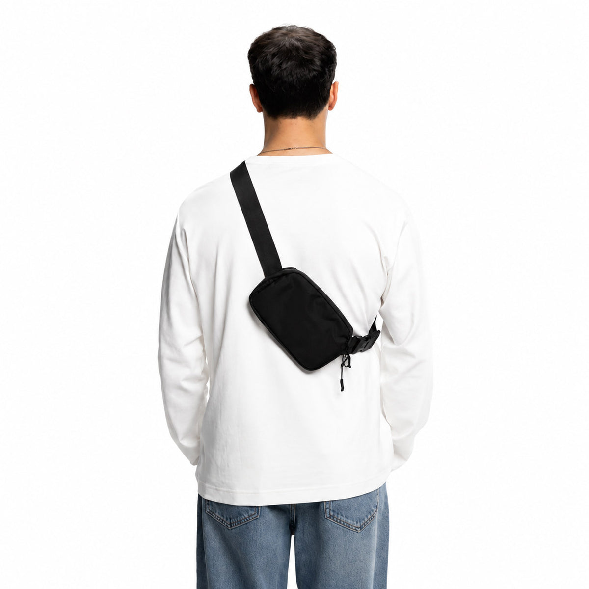Bauchtasche als Crossbody getragen, Rückansicht